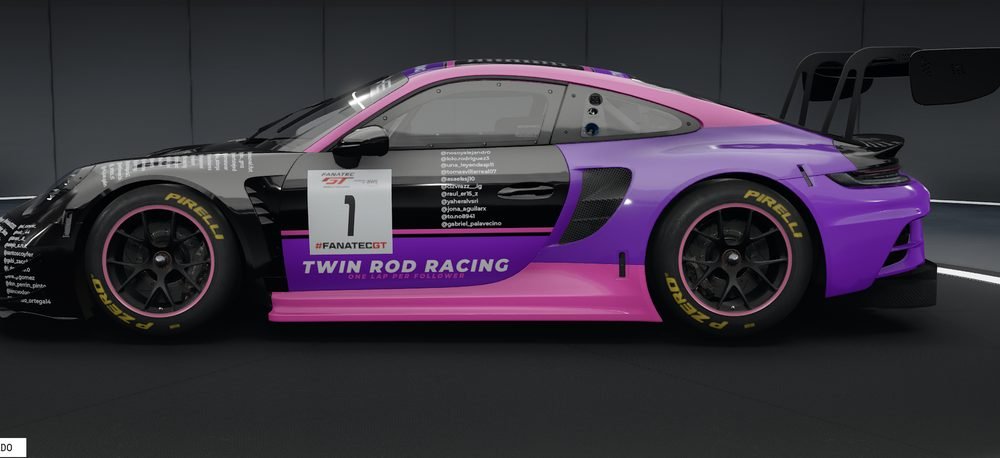 Selección de coche en ACC con el Porsche de Twin Rod Racing