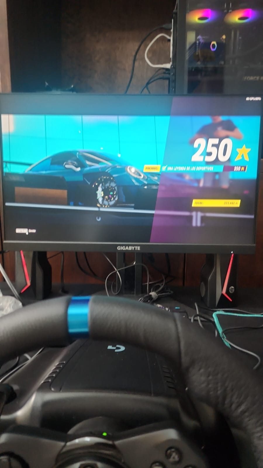 G29 y monitor de 24 pulgadas